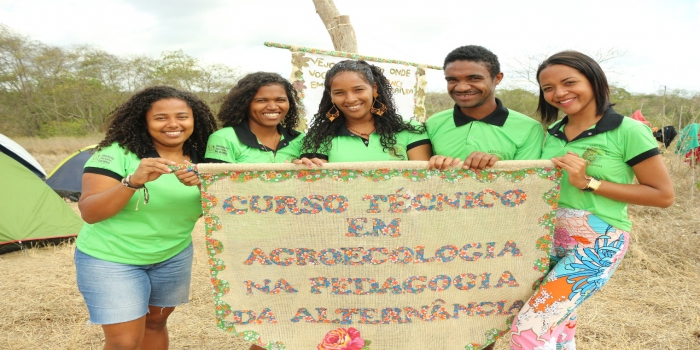 Estudantes apresentam projetos científicos na 6ª Jornada de Agroecologia da Bahi